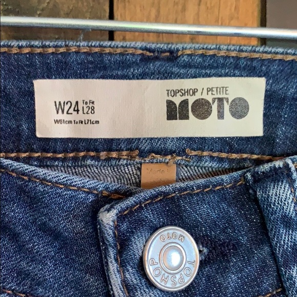 NWOT Topshop hi rise Moto skinny distressed jeans - Picture 2 of 5